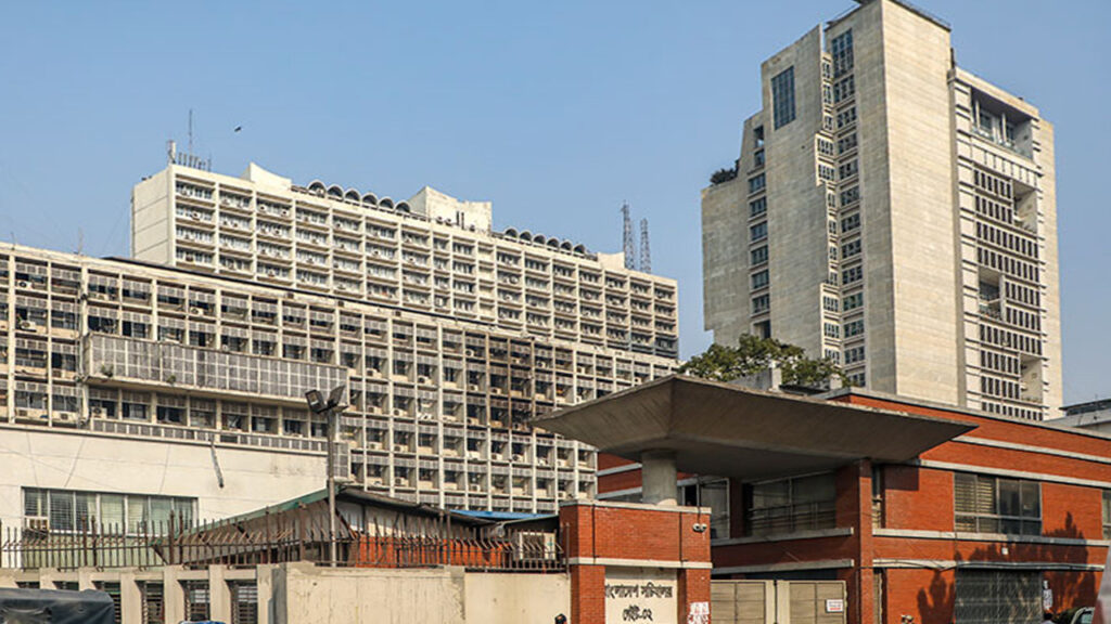 সচিবালয়ে একবার ব্যবহার্য প্লাস্টিক নিষিদ্ধ