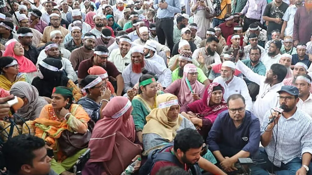 আন্দোলন প্রত্যাহার করে শ্রেণিকক্ষে ফেরার ঘোষণা এমপিওভুক্ত শিক্ষক-কর্মচারীদের