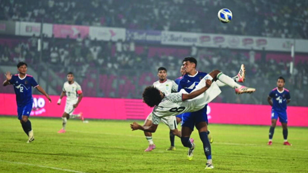 হামজার দুর্দান্ত গোলের পরও জেতা ম্যাচ ড্র করলো বাংলাদেশ