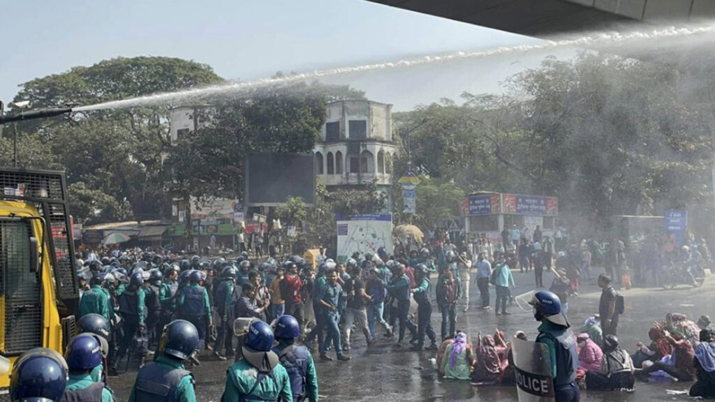 রণক্ষেত্র শাহবাগ, যান চলাচল বন্ধ