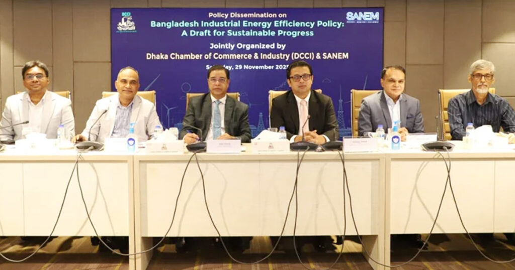 শিল্প খাতে উৎপাদন ৩০ থেকে ৫০ শতাংশ কমেছে: ডিসিসিআই সভাপতি