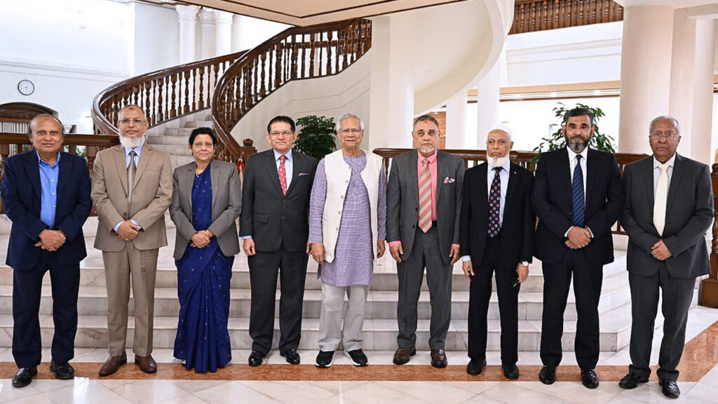 জাতীয় নির্বাচন ও গণভোট আয়োজনে ইসি প্রস্তুত, প্রধান উপদেষ্টাকে সিইসি