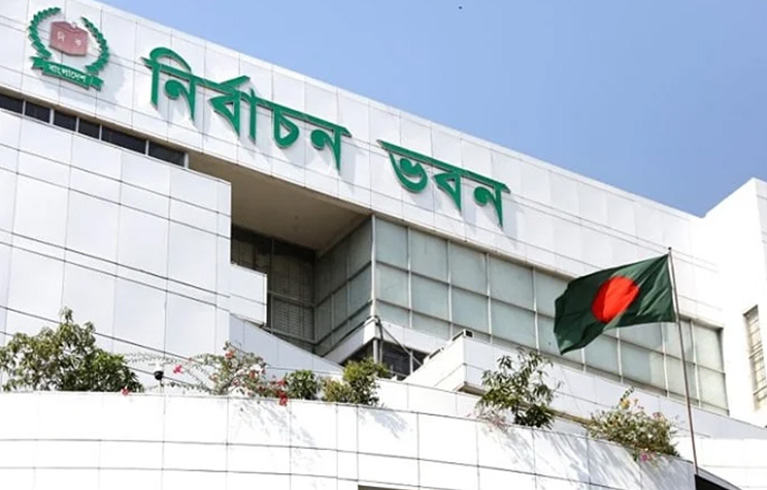 ইসির সঙ্গে তিন বাহিনীর প্রধানের বৈঠক