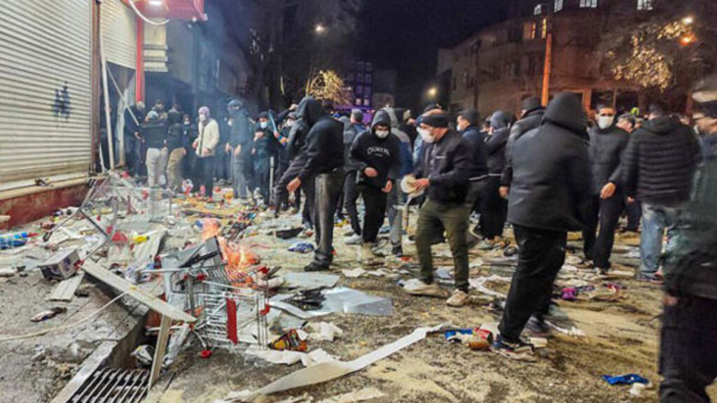 তেহরানে ২০০ বিক্ষোভকারী নিহত এক রাতেই