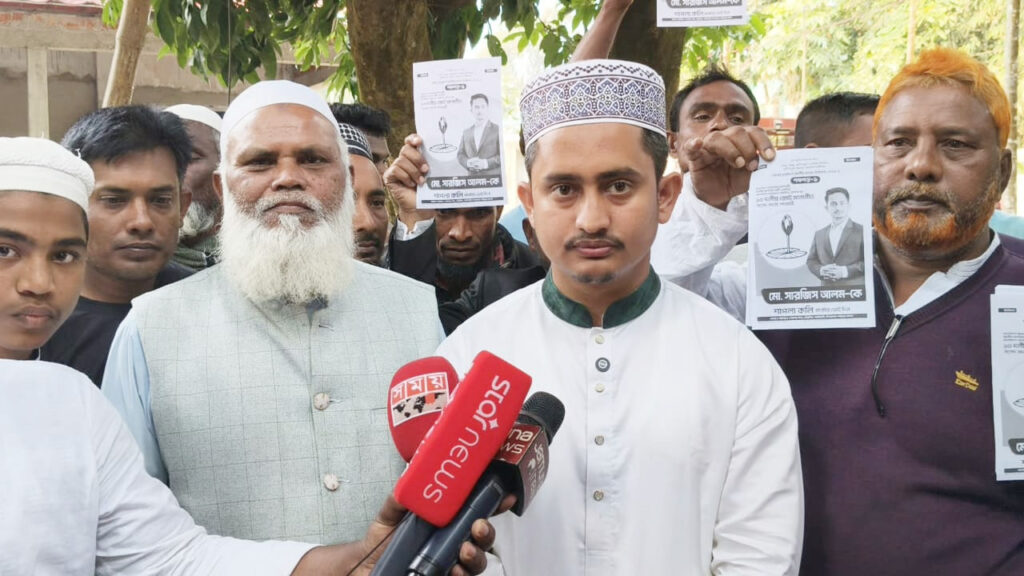 নির্বাচনে হেভিওয়েটের চিন্তা বাংলাদেশে টিকবে না, মানুষ পরিবর্তন চায়: সারজিস