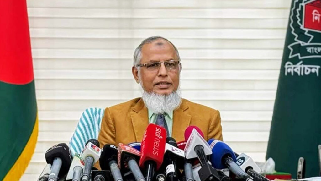 আদালতের নির্দেশ পেলে ভোট পুনর্গণনা: ইসি আনোয়ারুল