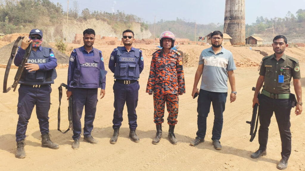 লামায় দুই অবৈধ ইটভাটাকে ৫ লাখ টাকা জরিমানা