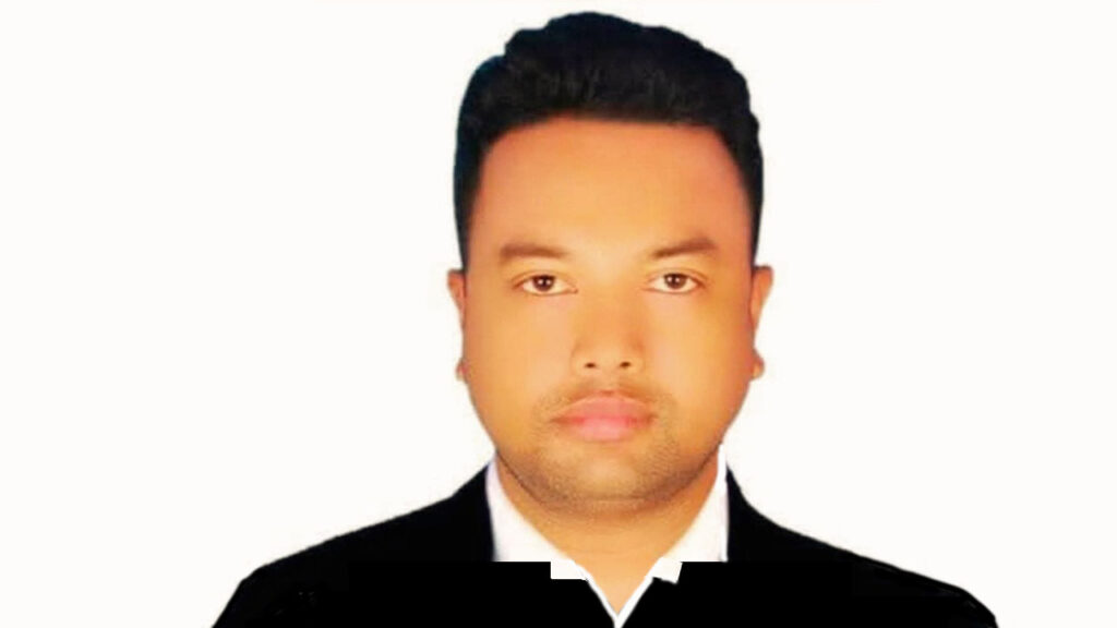 পুলিশ ক্লিয়ারেন্স করতে এসে হত্যাচেষ্টা মামলার আসামি গ্রেফতার