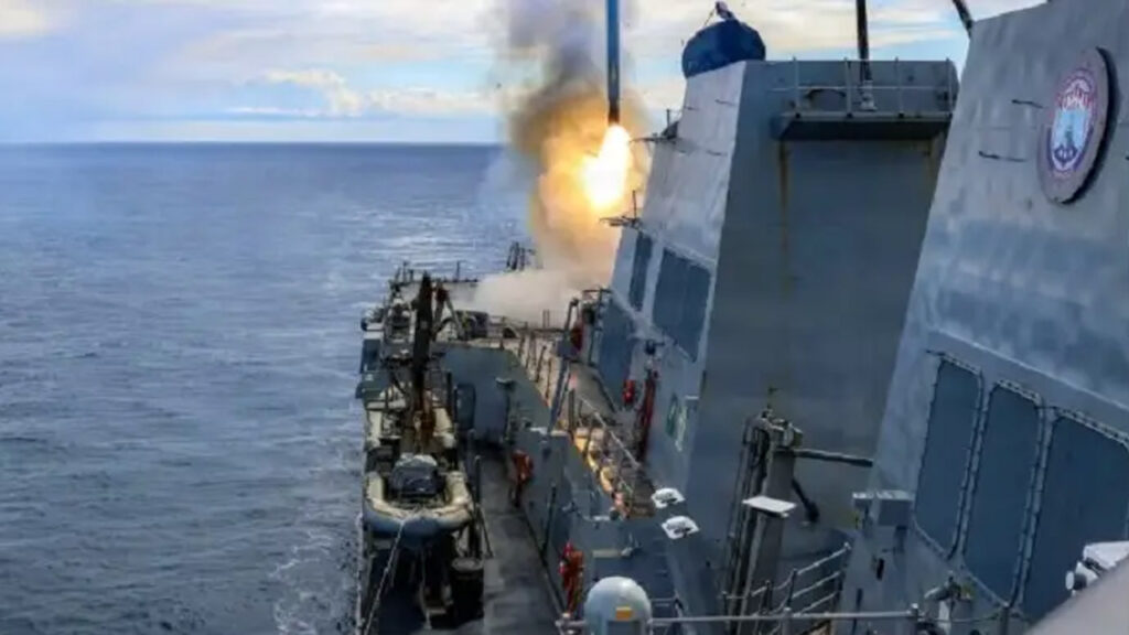 ওমান উপসাগরে ইরানের সব যুদ্ধজাহাজ ধংসের দাবি যুক্তরাষ্ট্রের